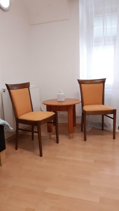 Big Modern Doubleroom Near Cathedral Košice Εξωτερικό φωτογραφία